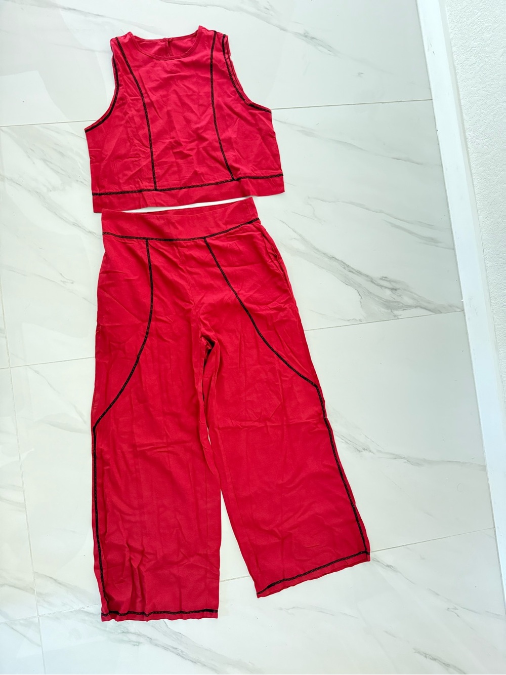 SHEIN Red Crop Tank & Wide-Leg Pants Set with Black Piping